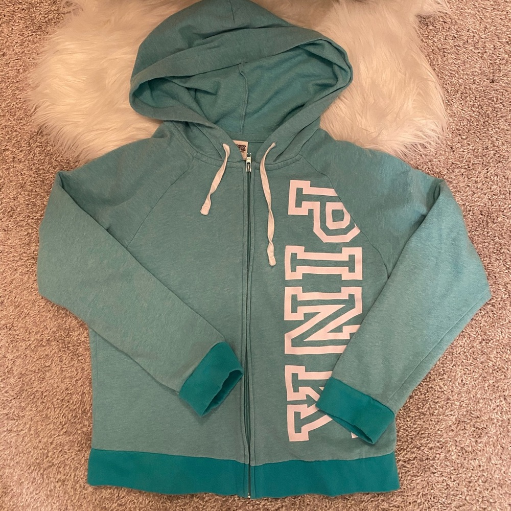 Final Price drop! VS Pink Perfect Hoodie